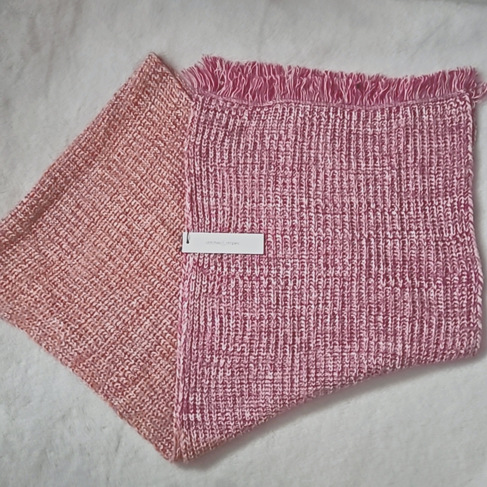 *NWT* stitches & stripes Knit Scarf
